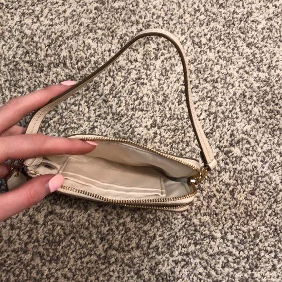 Coach wristlet - Picture 3 of 5